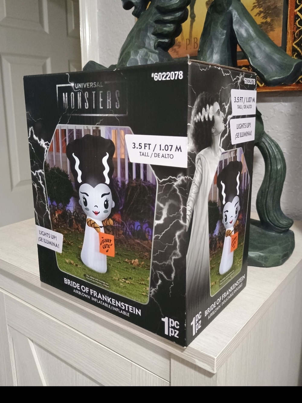 3.5' Bride of Frankenstein Inflatable Halloween Universal Monsters New - Picture 2 of 3